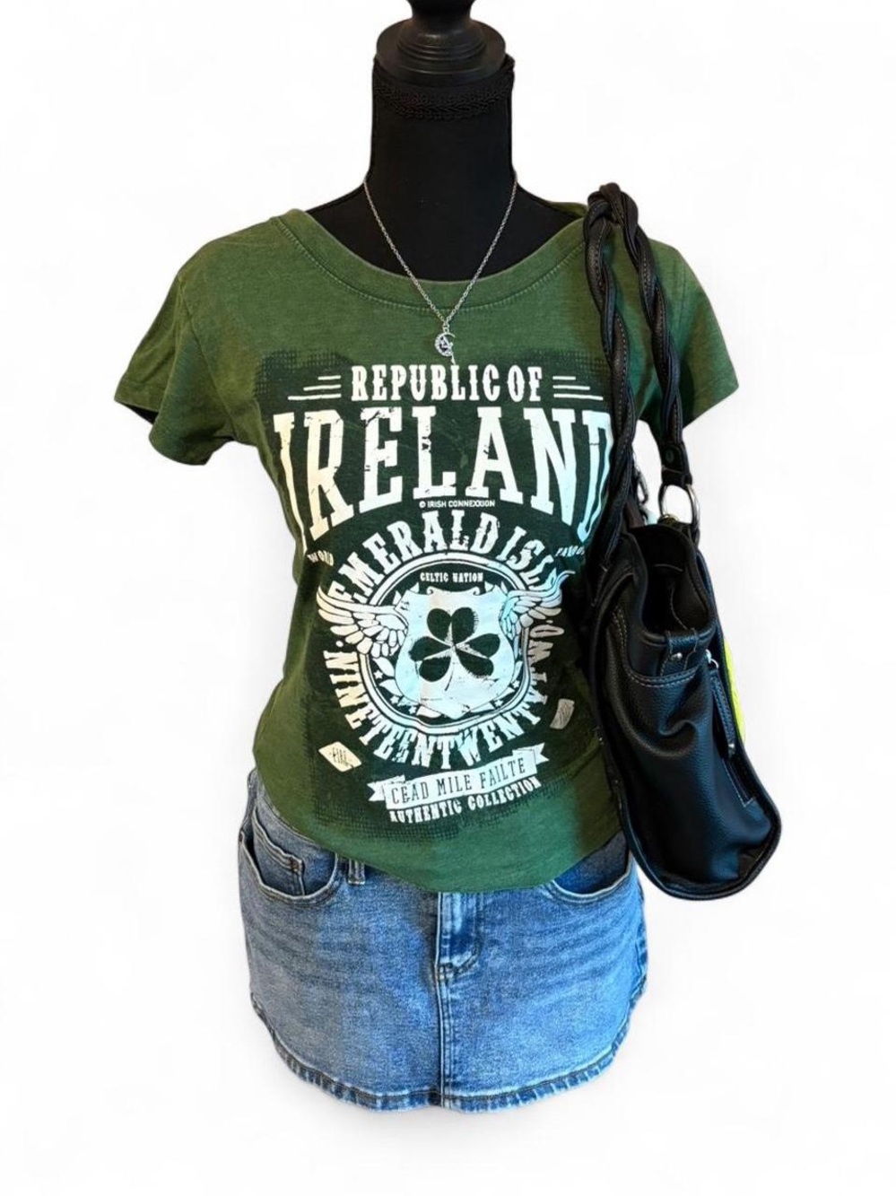 Women’s Republic of Ireland Green Graphic Tee, Size 12